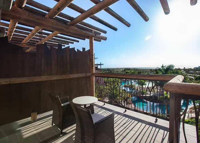 Lopesan Baobab Resort